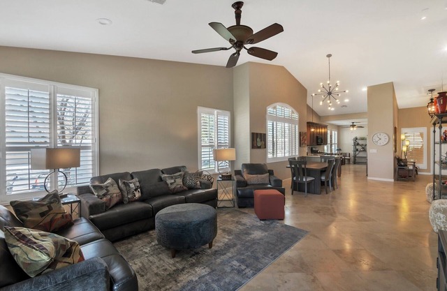 Beautifully Furnished Villa In Gated 55+ Country Club available June 1-Sept. 30