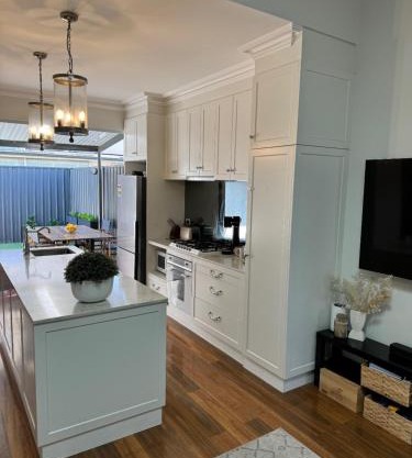Beautifully renovated maisonette
