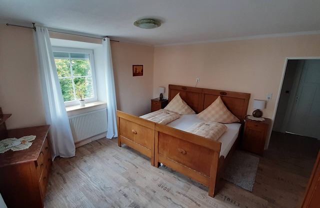 Beautifully situated vacation apartment (100m2) with south-facing terrace