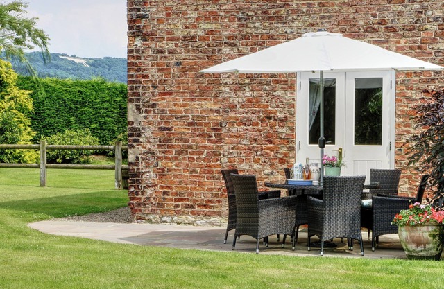 BEAVER COTTAGE, family friendly, with a garden in Thirsk