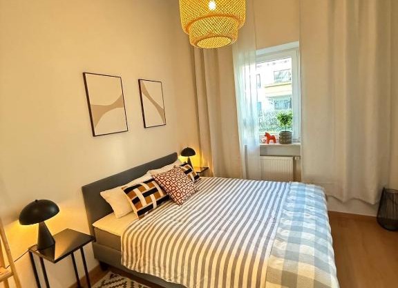 BeckHomes Munich, New, central 2BR Apartment with Terrace
