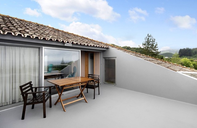 Bed and Breakfast 'Protea House 2 Rooms with A View' with Sea View, Wi-Fi and Air Conditioning