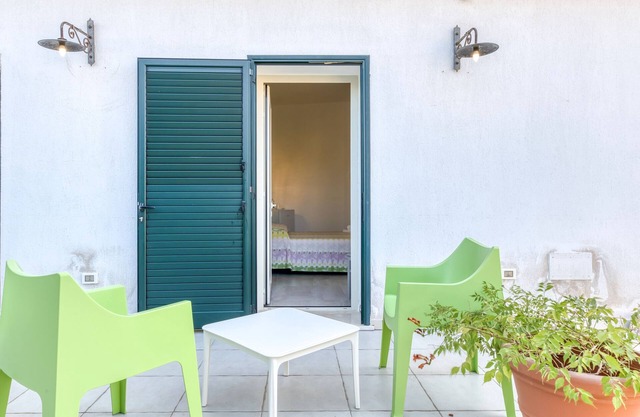 Bed and Breakfast 'Tallyho Elleboro' with Shared Terrace, Wi-Fi and Air Conditioning