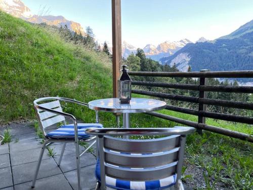 Bed & Breakfast in car-free Wengen - Hop in Nest BnB