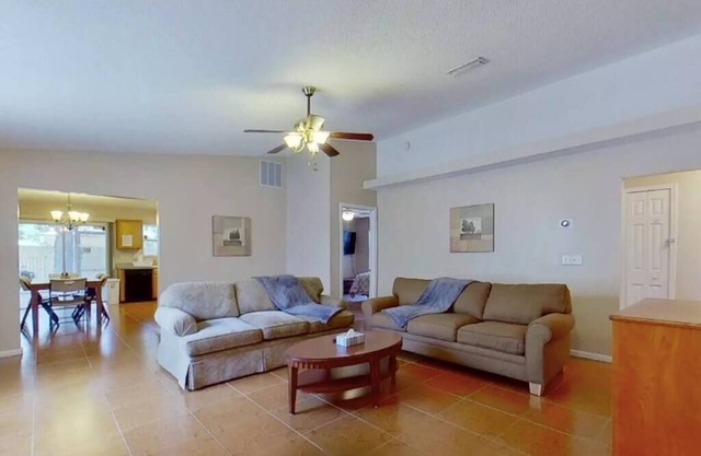 ~Beds Galore & More Sleeps 8 15Mins to Stadium~