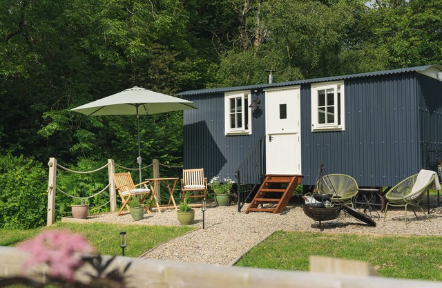 BEDWEN, pet friendly, with open fire in Aberaeron