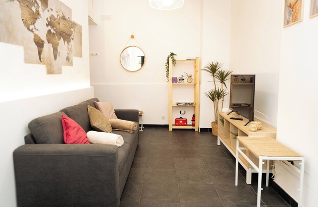 [Behomes] Peaceful Retreat w Sauna near S.Central
