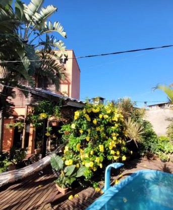 Belíssima casa de praia com piscina