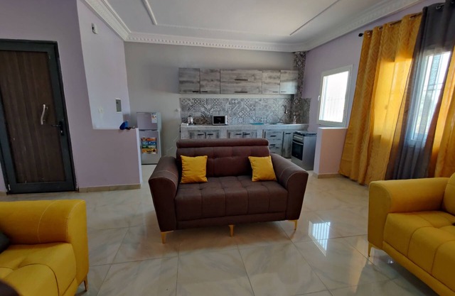 Bel appartement meublé Thies Senegal