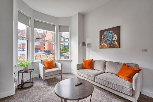 Belfast Luxury Lets - Fortwilliam Townhouse