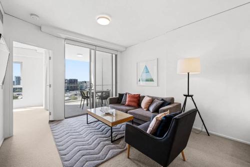 Belise - 16th floor Executive Apt for 2 plus parking