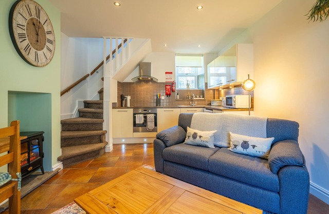 Bell Cottage - Short stroll to Cockermouth Town Centre