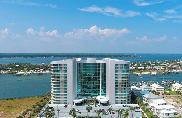Bella Luna 508 - Upscale Luxury-2bd/2bth Condo-walk to Flora-Bama-Gorgeous Views