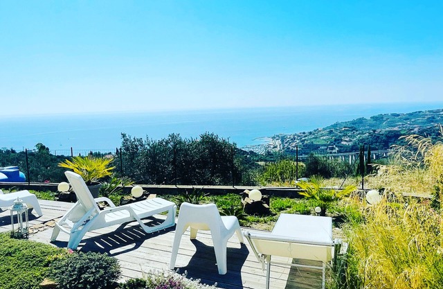 BELLA VISTA POGGI - 180 degree sea view plus a fantastic mountain view