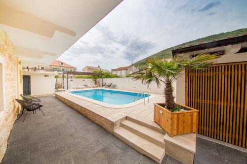 Bella Vista Suites