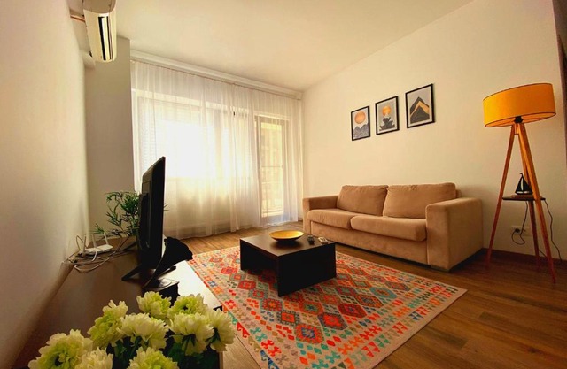 Bellagio - Cozy Apartment with Free gym
