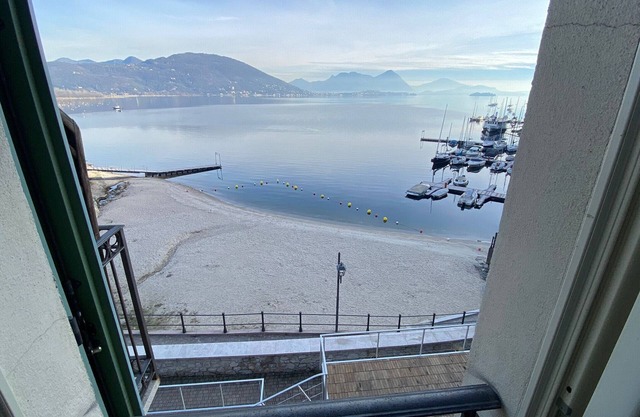 Bellavista apartment with lake view in Feriolo