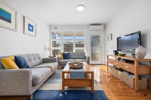 Belle Escapes - Hidden Haven in Glenelg