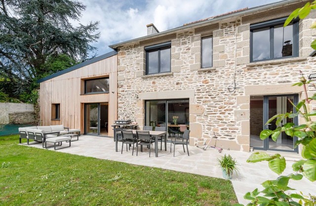 Belle Maison Familiale Spacieuse sur les Bords de Rance