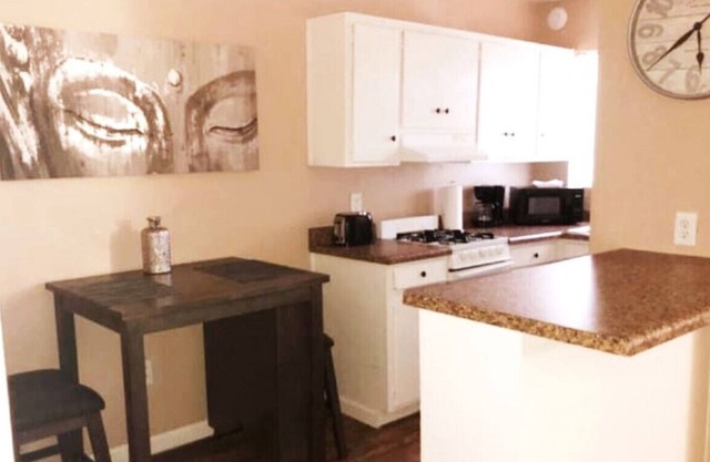Bellevue G · Great One-Bedroom Homestay in Midtown Tucson