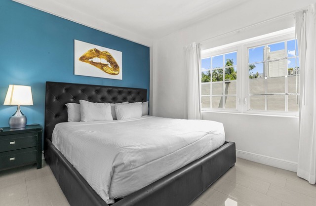 Belleza South Beach Double Deluxe Studio Sleeps 4