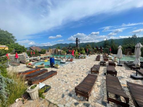 Belvedere Yacht Club Berzasca