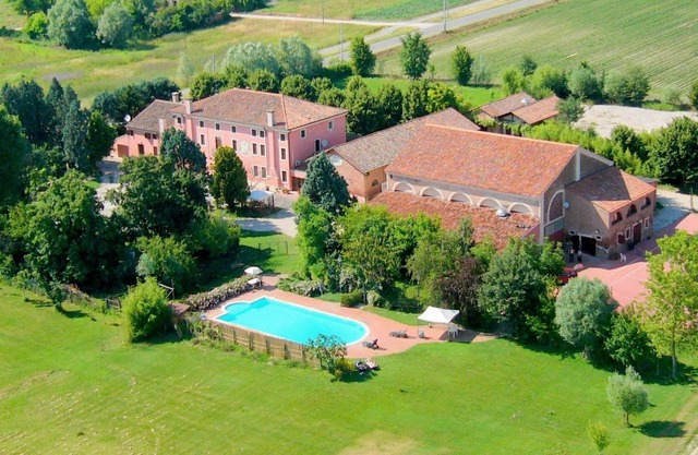 Belvilla by OYO Villa Romana Due