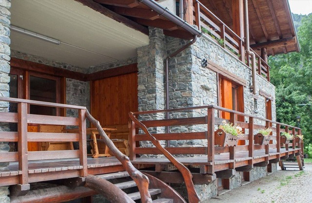 Belvilla by OYO Chalet Antey Trilo