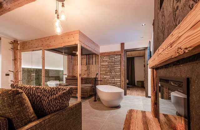 Belvilla by OYO Pleasant apartment with spa