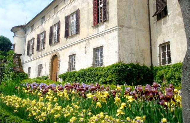 Belvilla by OYO Apartment in Castle with Garden
