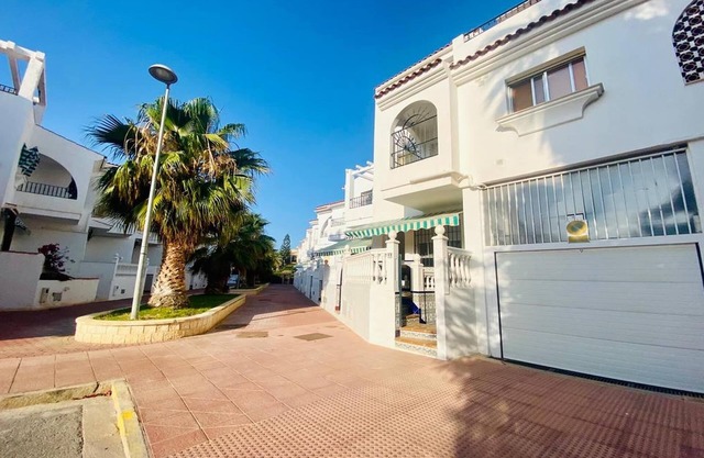 Belvilla by OYO La Perla de AndalucÃ­a