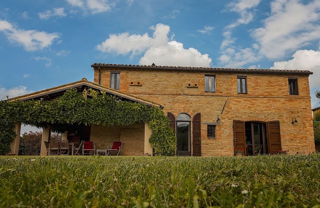 Belvilla by OYO Villa dei Giardini
