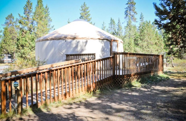 Bend-Sunriver Camping Resort Wheelchair Accessible Yurt 13