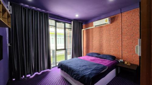 Ber Ben House