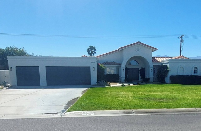 Bermuda Dunes Country Club-3br 2.5ba -2427 sq.ft. with Pool & SPA