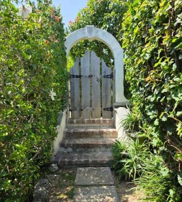 Bermuda Vacation Retreat