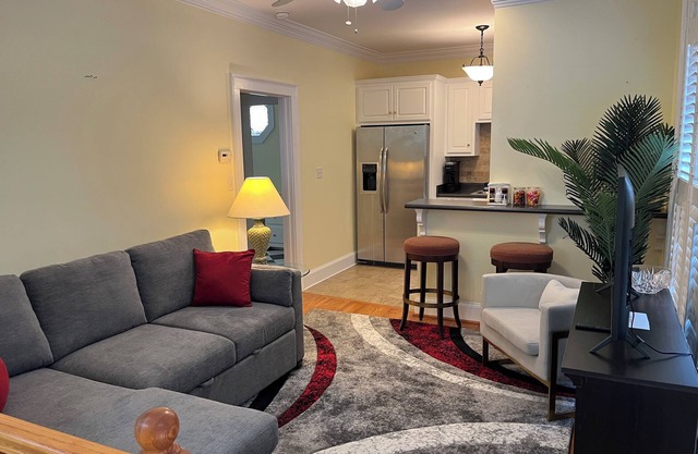 Best Five Points Stay in vibrant Athens