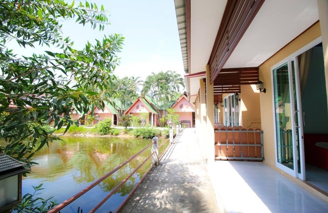 Best House Resort