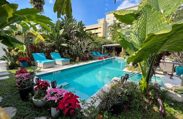 Best location in the famous downtown Hollywood, Florida