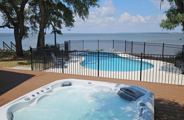 Best on Bay! More than a Beach House- IT IS YOUR DESTINATION. Now with new pier!