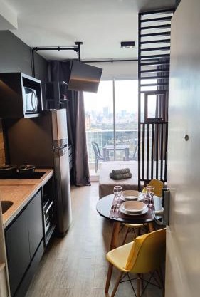 Best Studio in Setin Downtown for up to 4 guests!