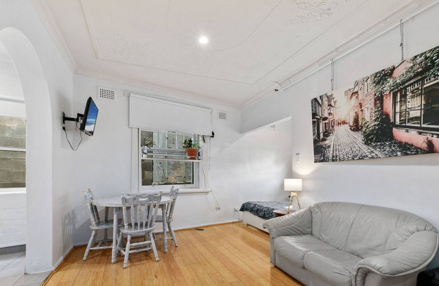 BEST VALUE, CENTRAL RENOVATED SPACIOUS STUDIO!
