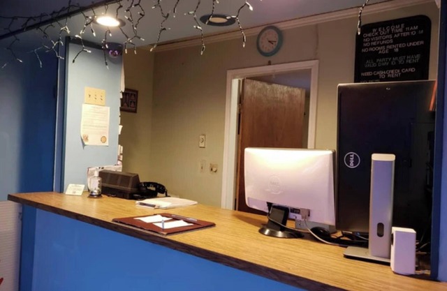 Best Value Inn by OYO Portland OR South East