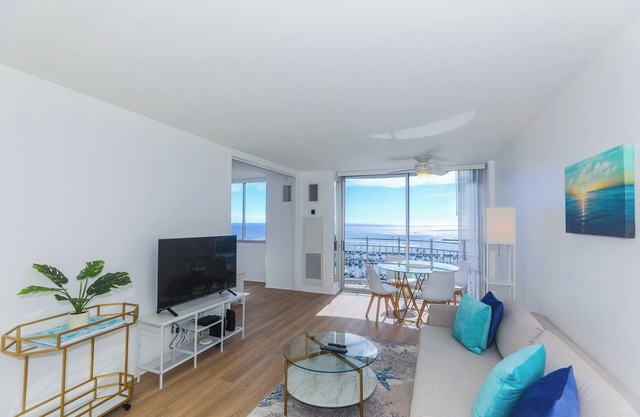 Best View in Ilikai Marina! End Unit with Direct Ocean View!