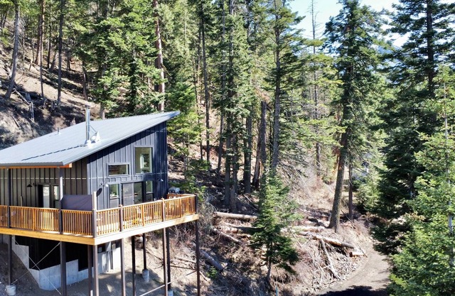 Best Views at Wallowa Lake- Chalet South