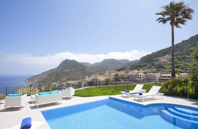 Best Views in Mallorca - Villa Marimuntana