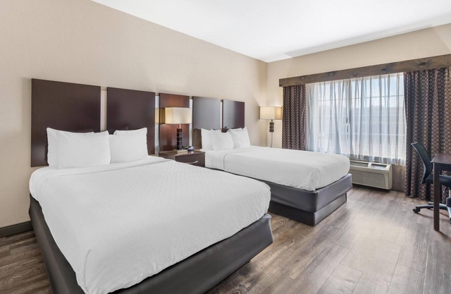 Best Western Plus Eastgate Inn & Suites