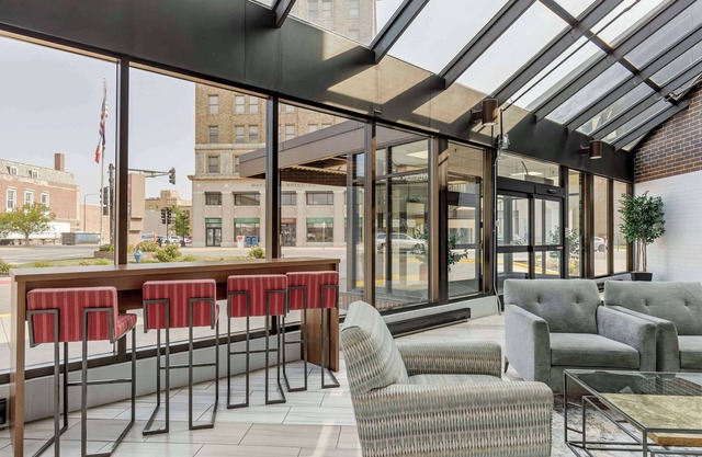Best Western Plus Executive Residency Waterloo & Cedar Falls