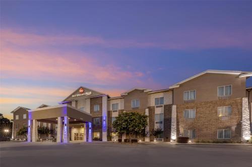 Best Western Plus Sand Bass Inn and Suites