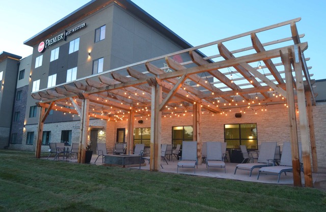 Best Western Premier Ankeny Hotel